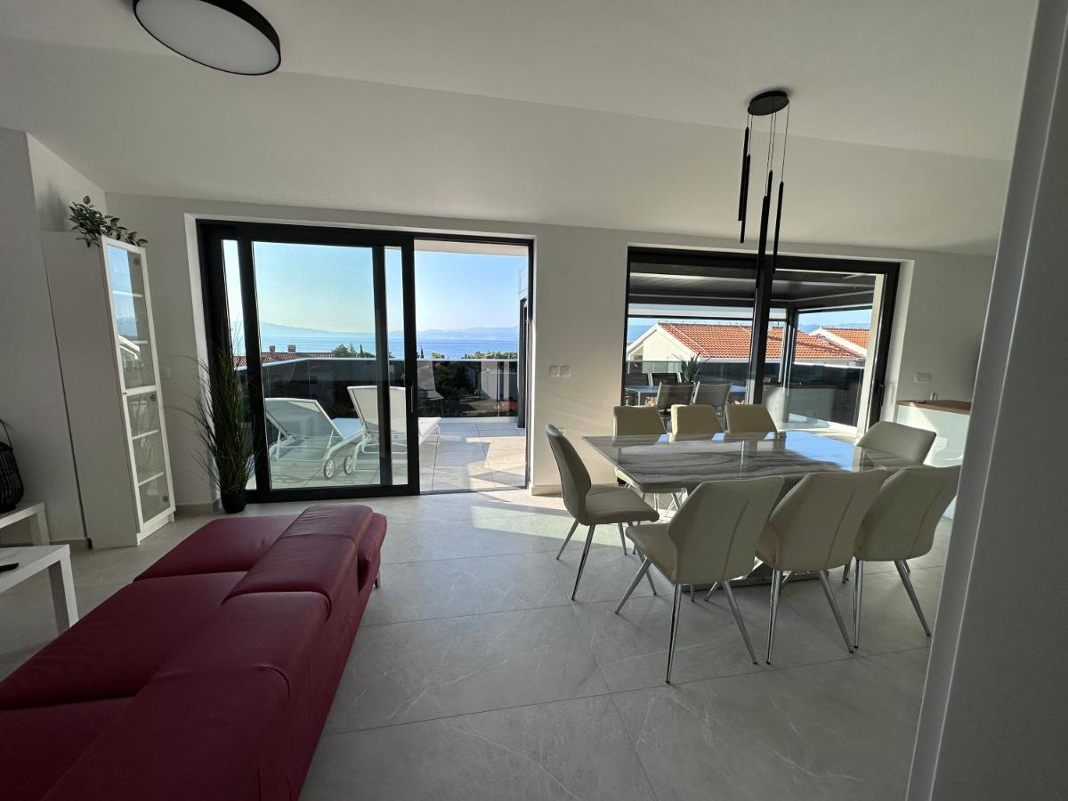 Luxury Apartments Marty Малинска Екстериор снимка